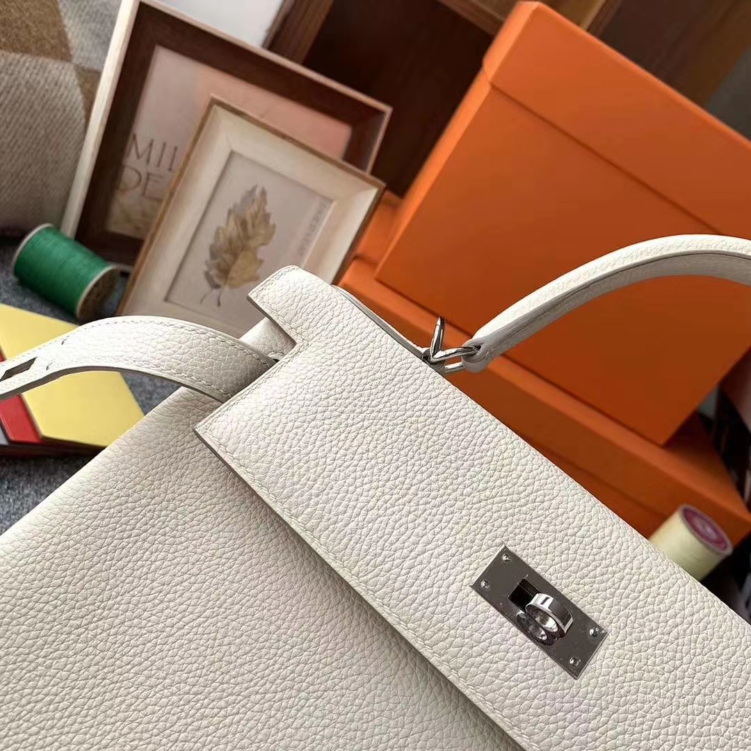 hermès(爱马仕)奶昔白 原厂御用顶级小牛皮 kelly 28